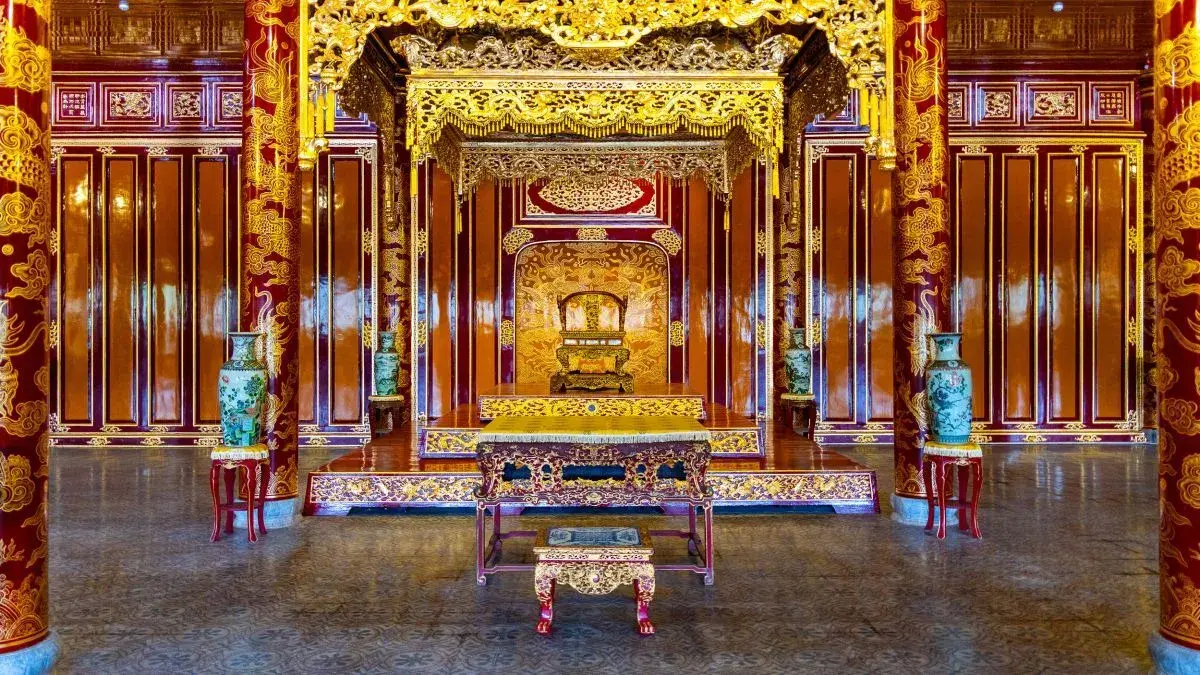 Bắt giữ người phá ngai vàng triều Nguyễn tại Huế