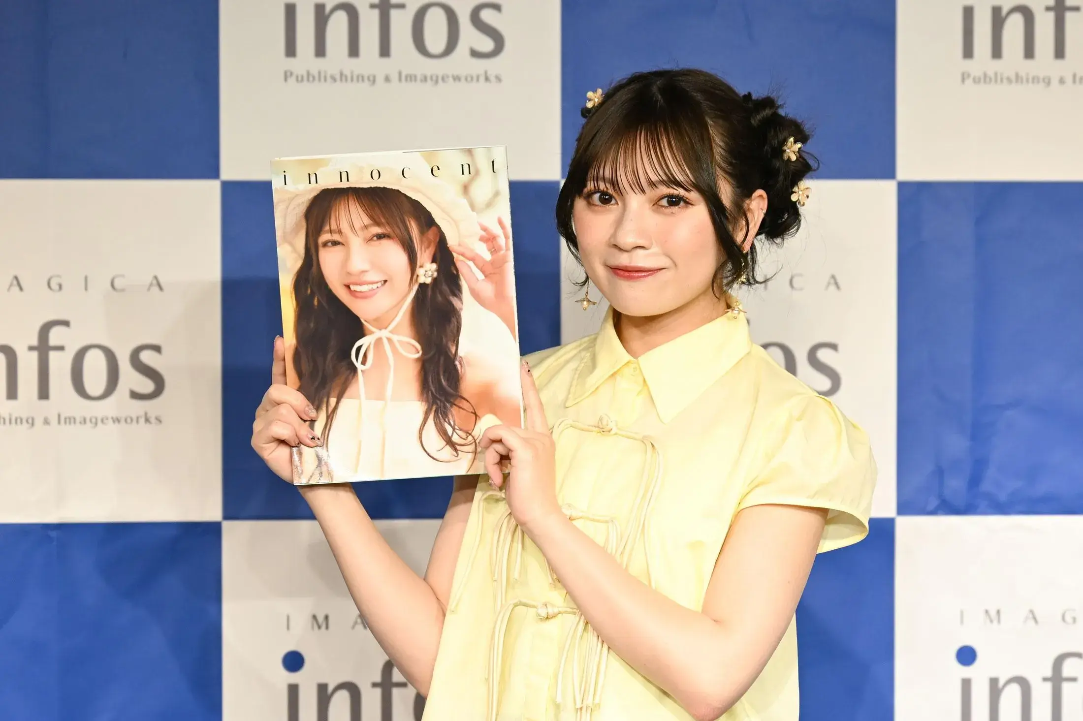 廣川奈々聖 (Wasuta) ra mắt sách ảnh, lần đầu áo tắm