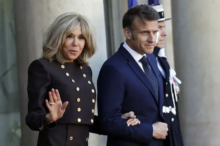 Tin đồn rạn nứt hôn nhân TT Macron và chuyến thăm Monaco