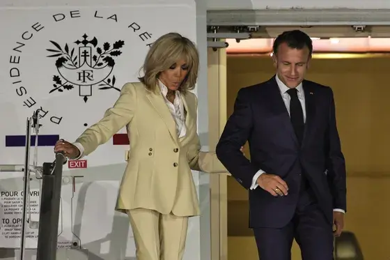 Vợ chồng Macron Từ tranh cãi đến hòa thuận
