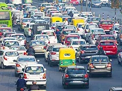 Xe nao ban chay o chau A? Suzuki, Toyota chi ra dap an