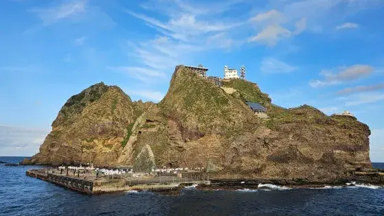 42 Quốc Gia Ghi Dokdo Là 'Đá Liancourt' Trên Google Maps