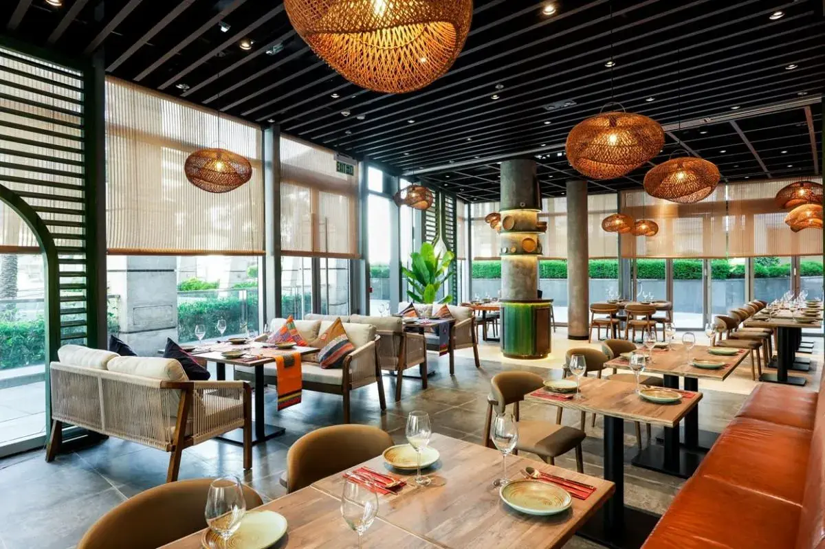 Bistro Hội An tại Hong Kong và tiệc tại nhà đa quốc gia