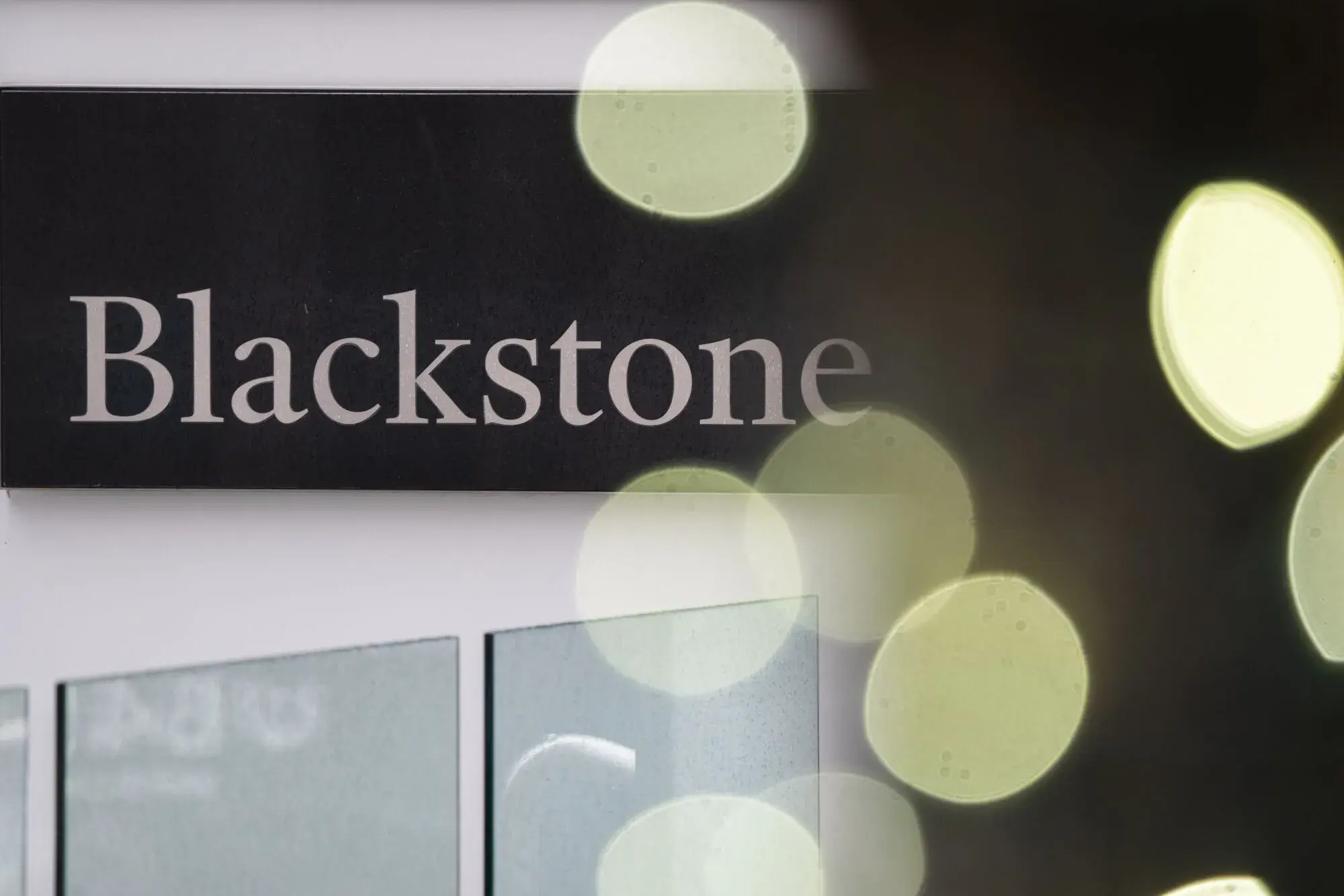Blackstone Đầu Tư Vào Juno, Chuỗi Salon Tóc K-Beauty