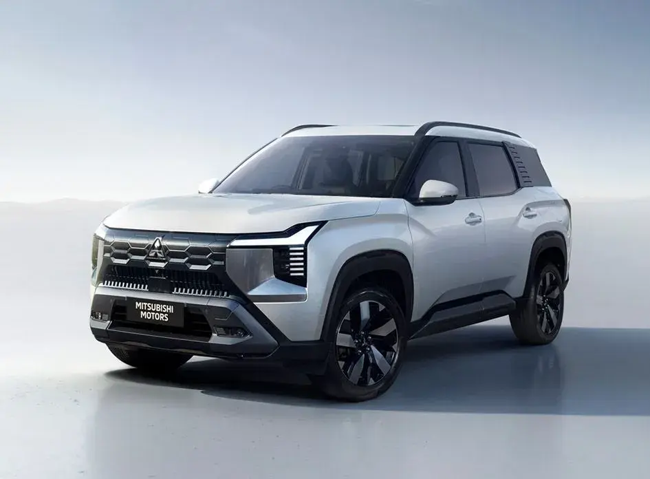 Mitsubishi Destinator Ra Mắt Toàn Cầu, Nhắm Đến ASEAN
