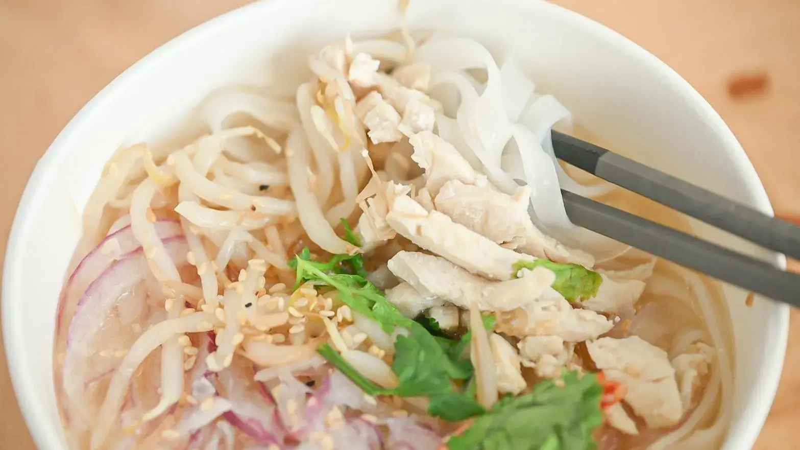 Phở Gà Seijo Ishii Món ăn chuẩn vị, tiện lợi, lên sóng TV