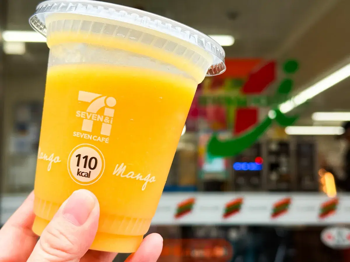 Seven-Eleven ra mắt Sinh tố Xoài và Xoài đậm đà