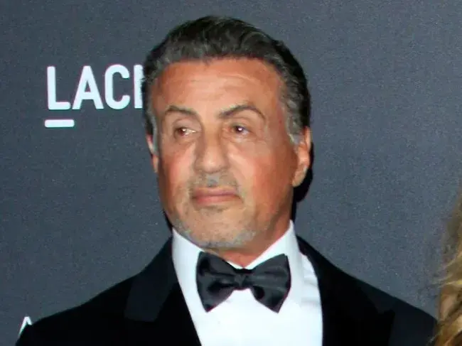 Sylvester Stallone Đề Xuất Tiền Truyện Rambo Bằng AI