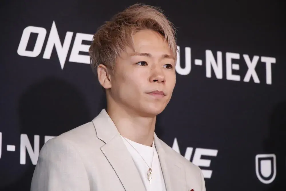 Võ sĩ Takeru khởi động dự án từ thiện 'DREAM UP PROJECT.'